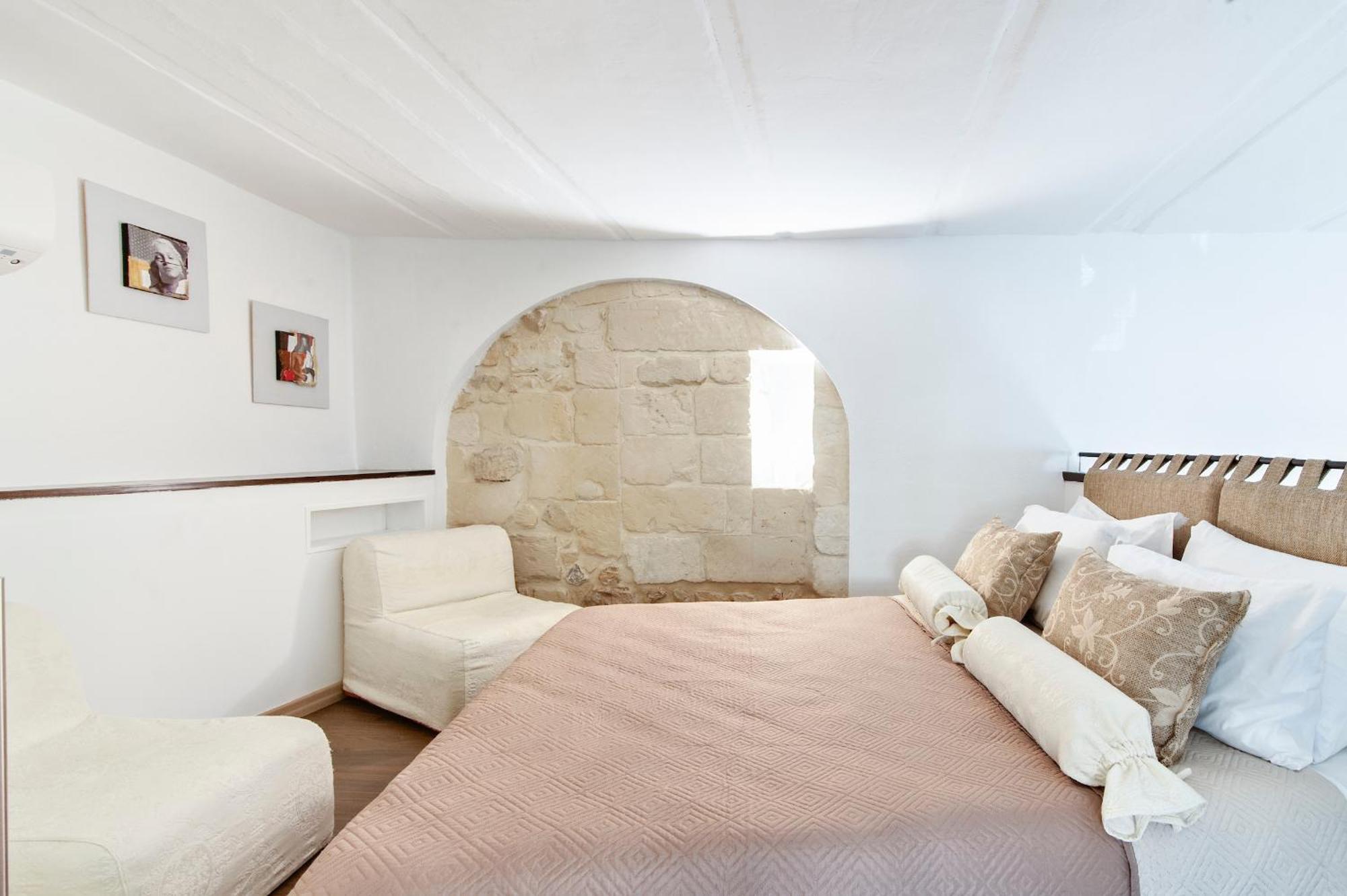 Suite Dei Longobardi Lecce Extérieur photo